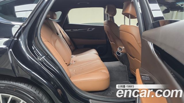 Genesis G80 2022 — photo 12
