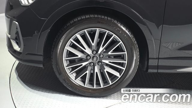 Audi Q3 2023 — photo 5