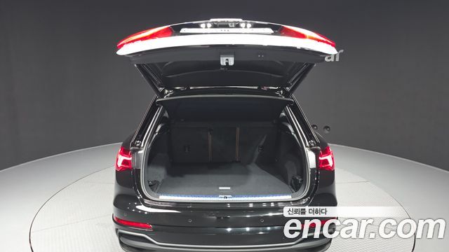 Audi Q3 2023 — photo 20