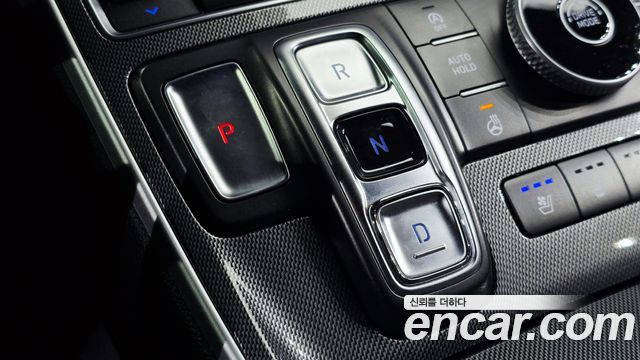 Hyundai Santafe 2023 — photo 9