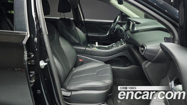Hyundai Santafe 2023 — photo 12