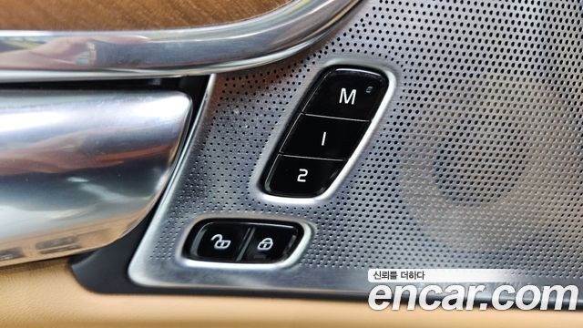 Volvo S90 2020 — photo 27