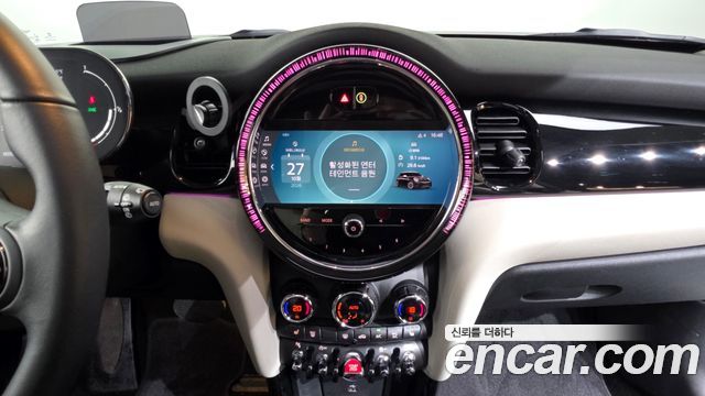 Mini Cooper 2023 — photo 20