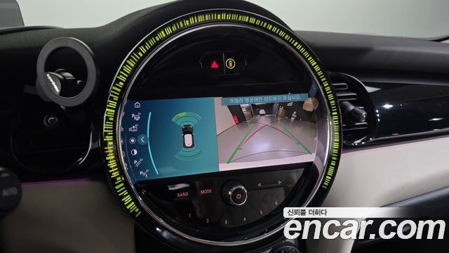 Mini Cooper 2023 — photo 21