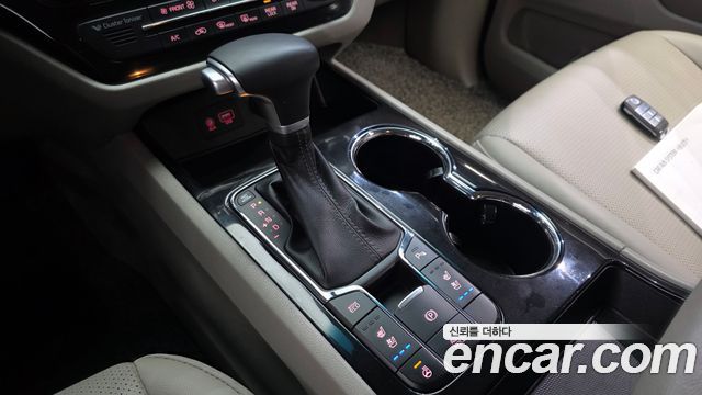 Kia Canival 2020 — photo 12