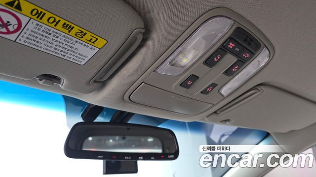 Kia Canival 2020 — photo 24