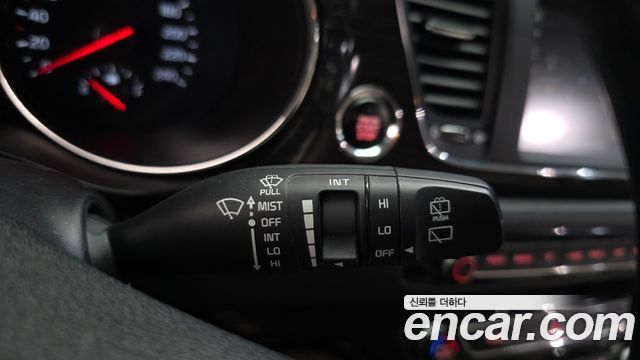 Kia Canival 2020 — photo 26