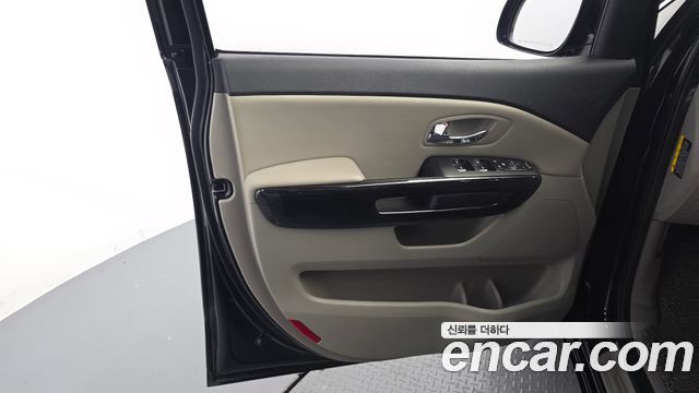 Kia Canival 2020 — photo 14