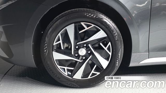 Hyundai Grandeur 2023 — photo 5