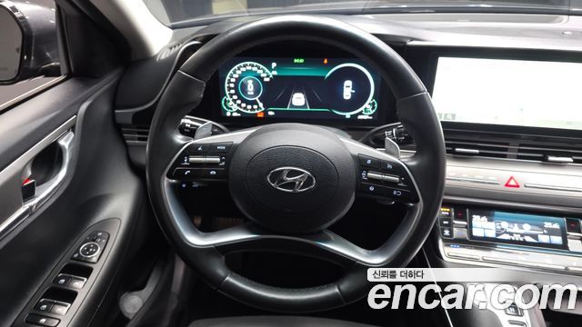 Hyundai Grandeur 2023 — photo 13