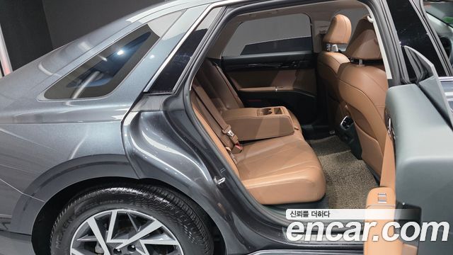 Hyundai Grandeur 2023 — photo 17