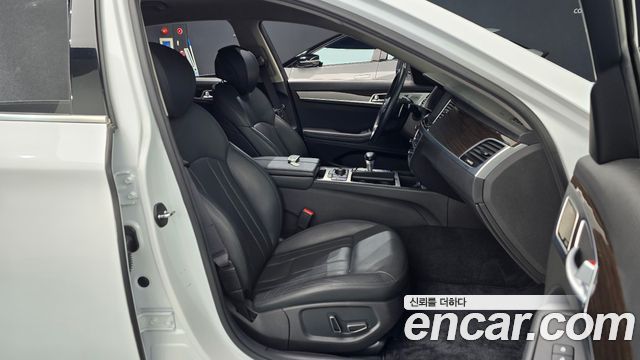 Genesis G80 2017 — photo 13