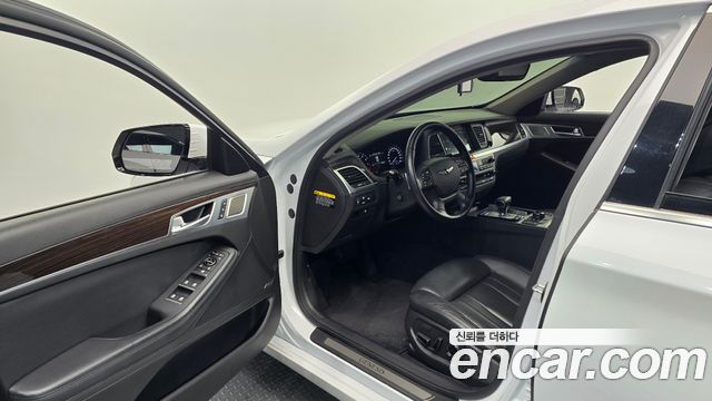 Genesis G80 2017 — photo 17