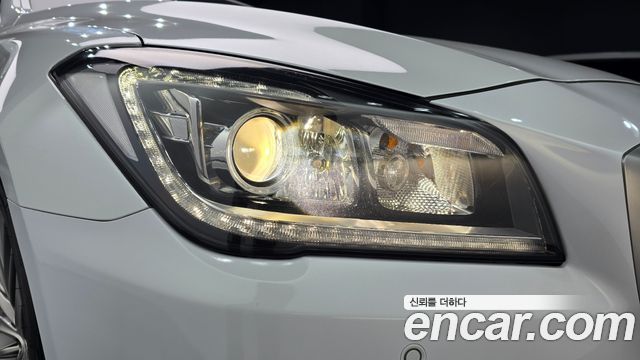 Genesis G80 2017 — photo 8
