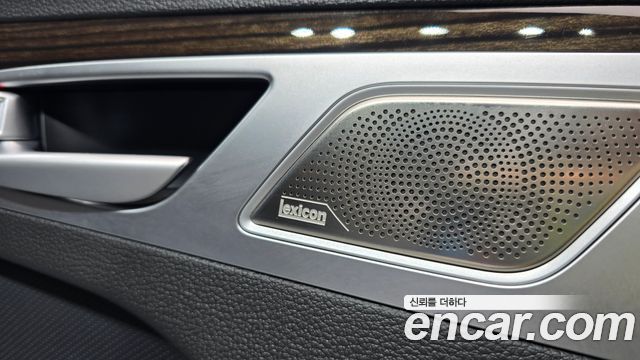 Genesis G80 2017 — photo 31