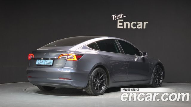 Tesla Model 3 2020 — photo 2