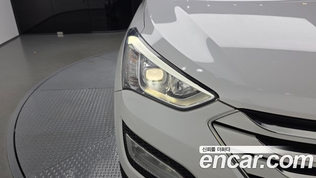 Hyundai Santafe 2015 — photo 8