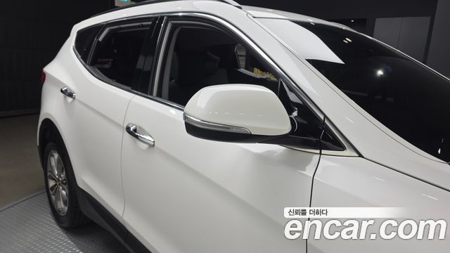 Hyundai Santafe 2015 — photo 32