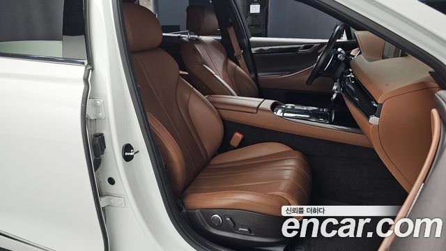 Genesis G80 2022 — photo 12
