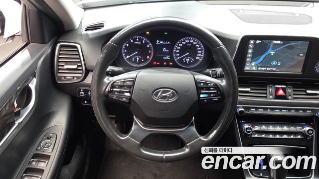 Hyundai Grandeur 2019 — photo 13