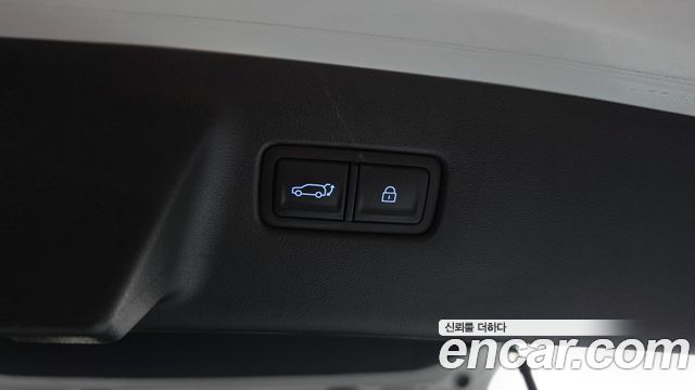 Hyundai Santafe 2024 — photo 25
