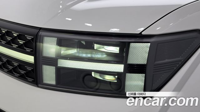 Hyundai Santafe 2024 — photo 8