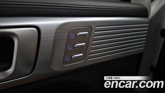 Hyundai Santafe 2024 — photo 35