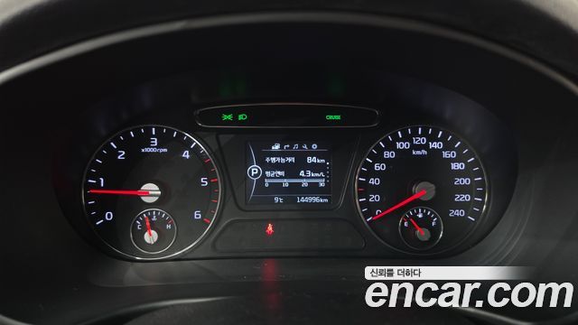 Kia Sorento 2016 — photo 11