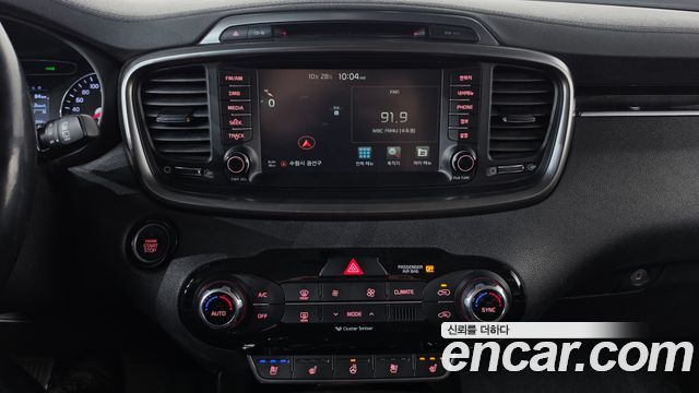 Kia Sorento 2016 — photo 18