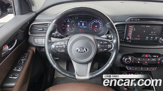 Kia Sorento 2016 — photo 19