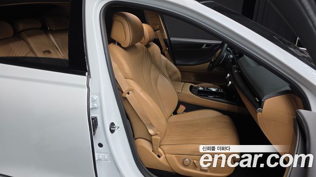 Genesis G80 2022 — photo 16