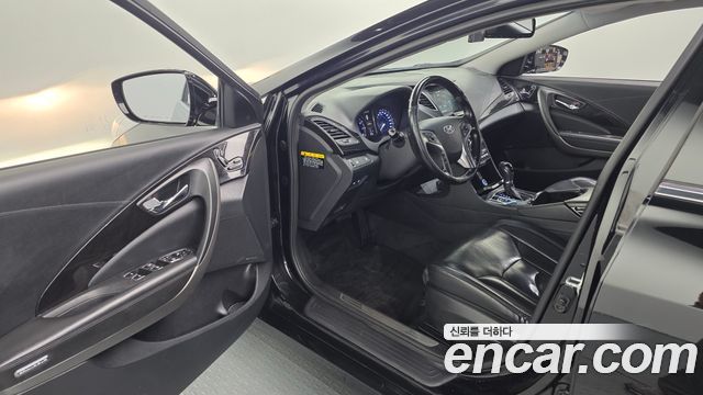 Hyundai Grandeur 2017 — photo 10