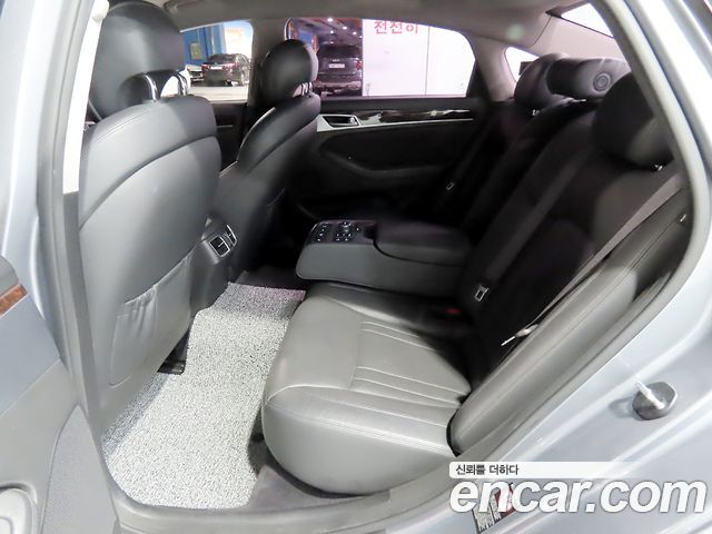 Hyundai Genesis 2016 — photo 7