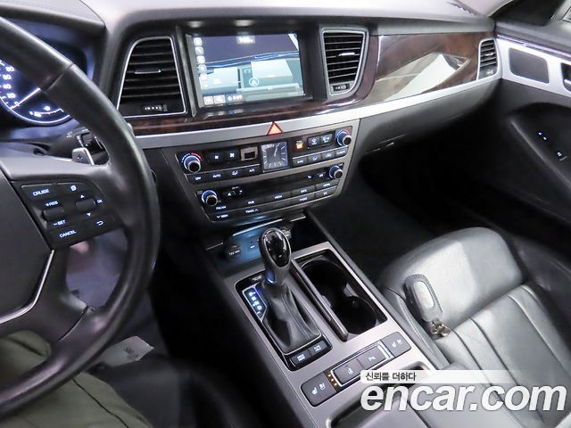 Hyundai Genesis 2016 — photo 12