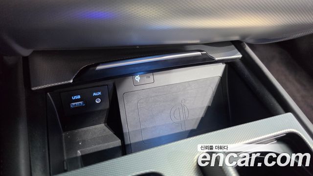 Genesis G80 2017 — photo 18