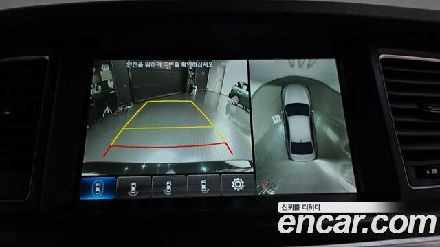 Genesis G80 2017 — photo 21