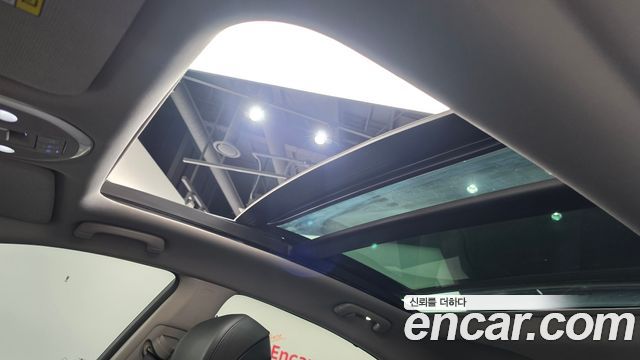 Genesis G80 2017 — photo 24