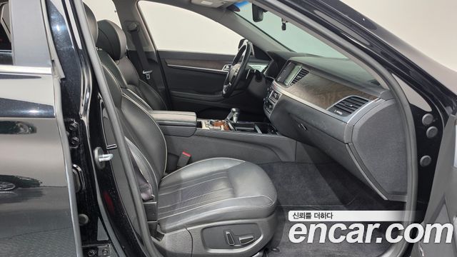 Genesis G80 2017 — photo 16