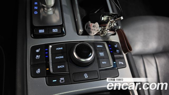 Genesis G80 2017 — photo 27