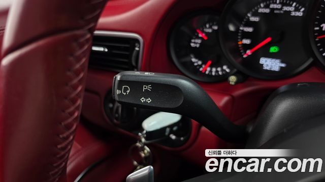 Porsche 911 2017 — photo 27