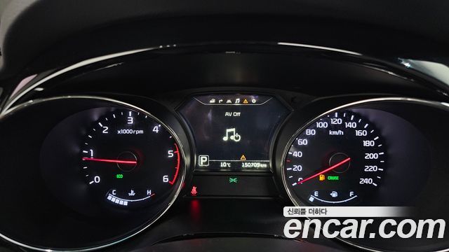Kia Canival 2016 — photo 11