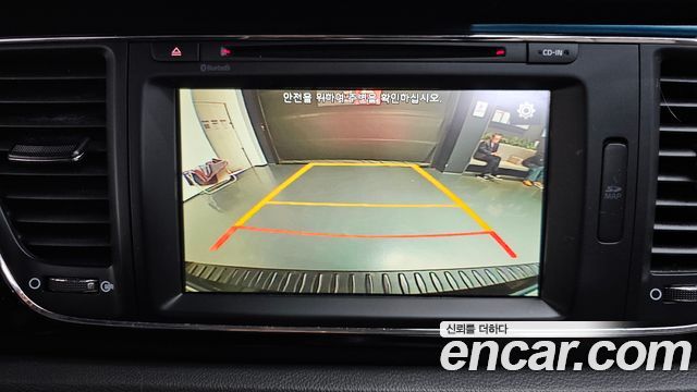 Kia Canival 2016 — photo 20