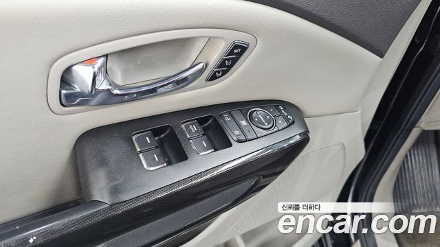 Kia Canival 2016 — photo 27