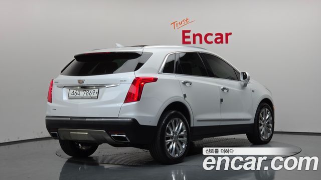 Cadillac XT5 2019 — photo 2