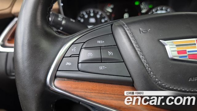 Cadillac XT5 2019 — photo 23