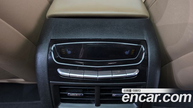 Cadillac XT5 2019 — photo 33