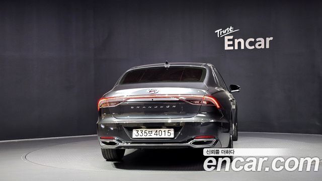 Hyundai Grandeur 2023 — photo 4