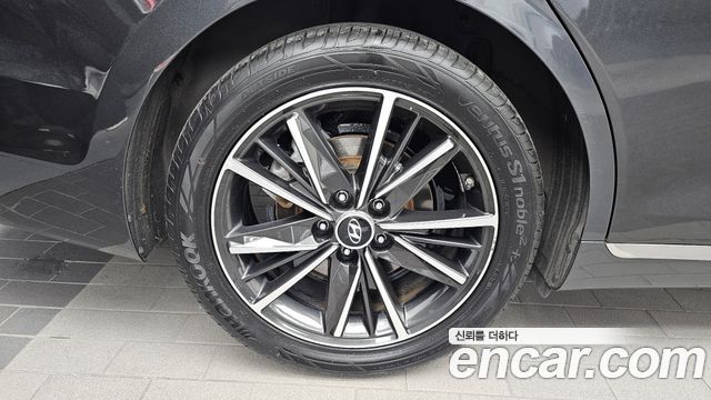 Hyundai Grandeur 2023 — photo 5