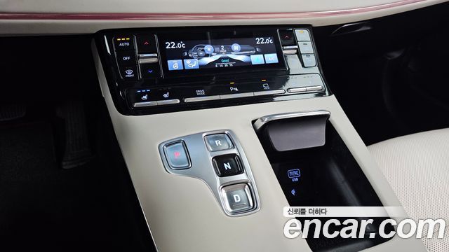 Hyundai Grandeur 2023 — photo 12