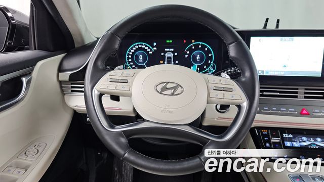 Hyundai Grandeur 2023 — photo 19